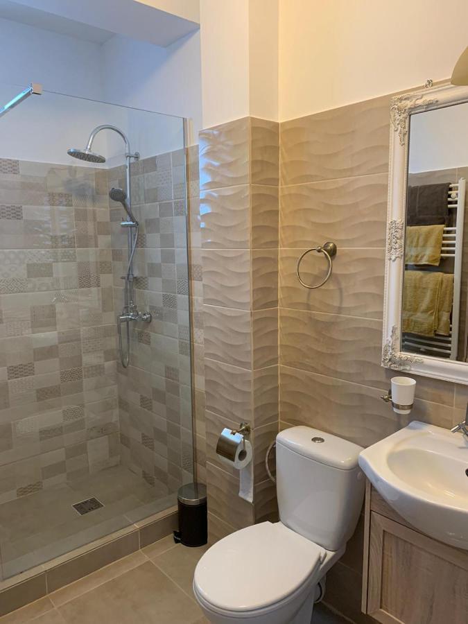 Garsoniera De La Mare Apartment Navodari Bagian luar foto