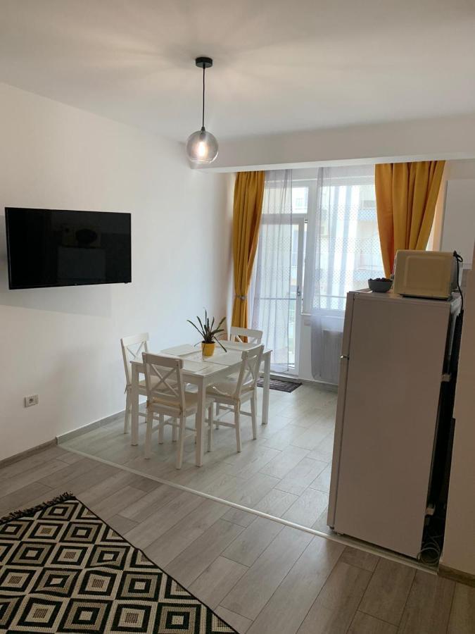 Garsoniera De La Mare Apartment Navodari Bagian luar foto