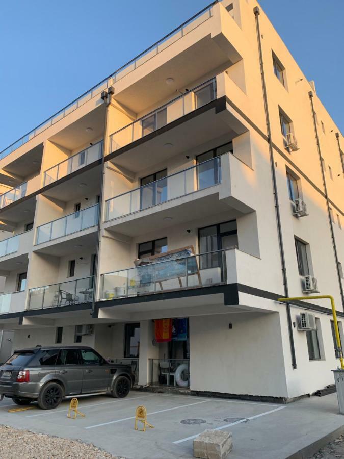 Garsoniera De La Mare Apartment Navodari Bagian luar foto